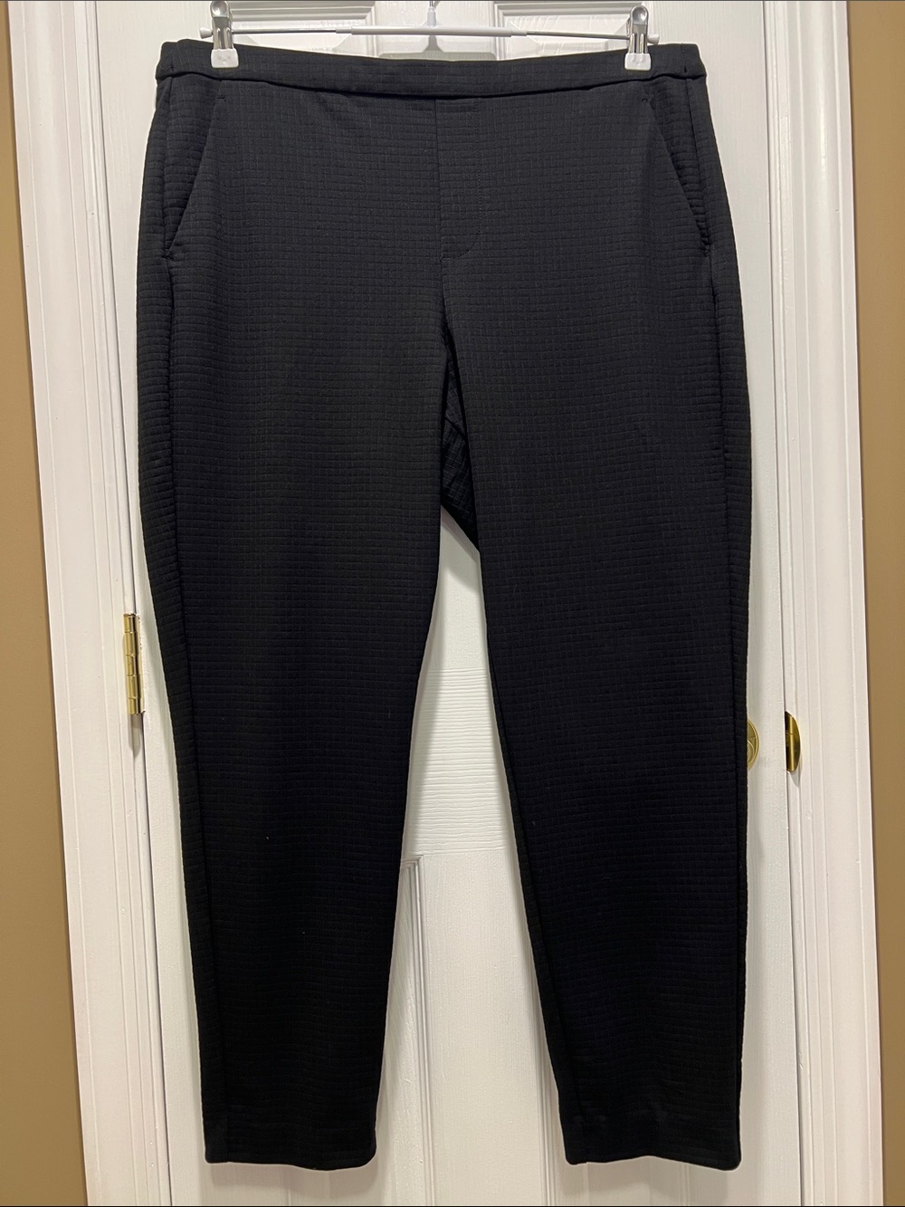 Liverpool Tyler Straight Leg Textured Knit Pull-On Trousers - Black Size 16/33 - Picture 2 of 11